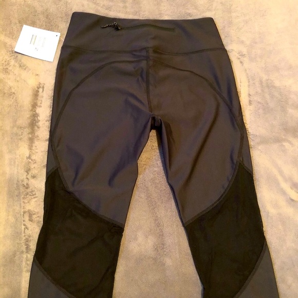 Black Workout pants mesh leggings - Picture 2 of 6